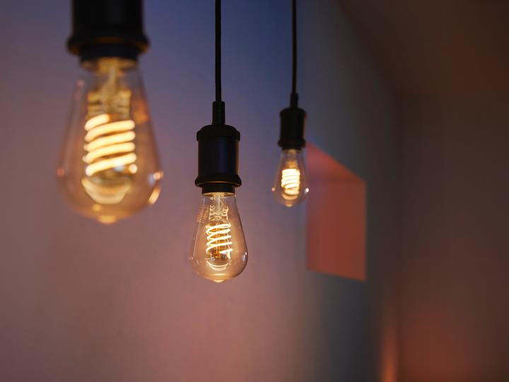 Actual product image Philips Hue White BT (E27, 7 W, 550 lm, 1 x, G)
