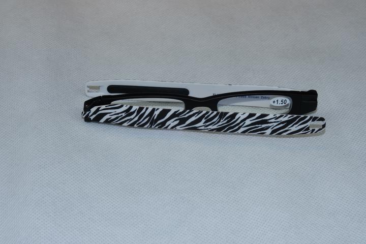Actual product image Figoline Reading glasses Zebry +2,5 (+2.5)