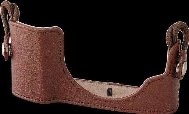 Actual product image Olympus CS-45B leather case for E-PL7 (Camera case)