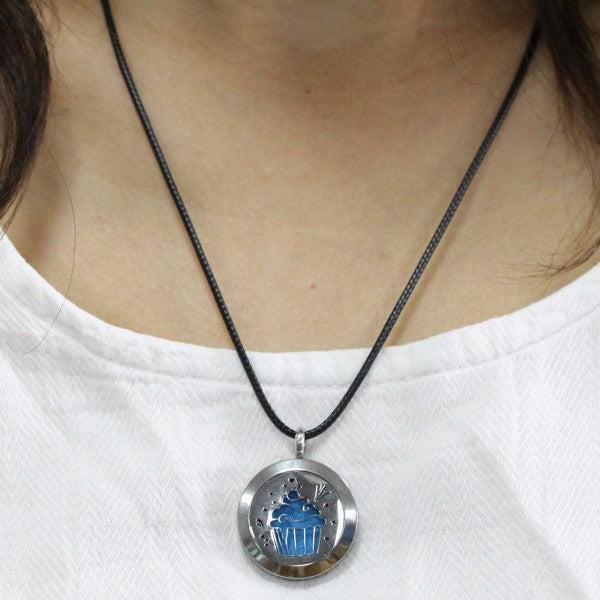 Immagine prodotto Zen Arôme Collana di gioielli per profumi con ciondolo No.55 per olio essenziale, profumo (Acciaio inossidabile, Cuoio)