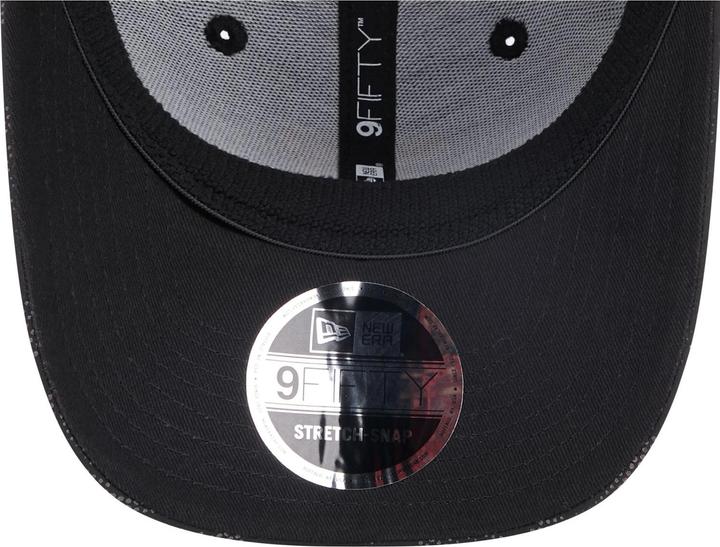 Actual product image New Era 9Fifty Stretch-Snap Cap - REFLACT Manchester United (M/L)