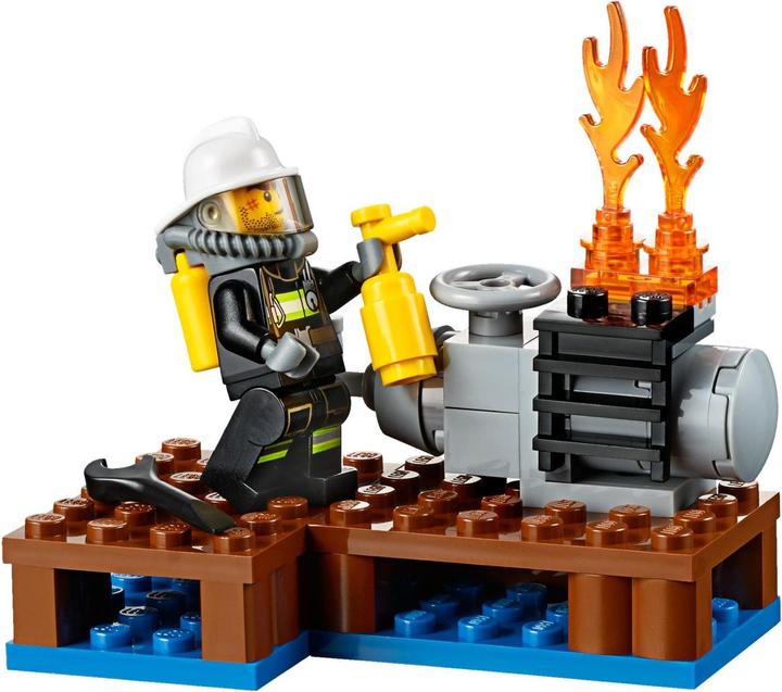 Immagine prodotto LEGO Set iniziale dei vigili del fuoco (60106, LEGO City)