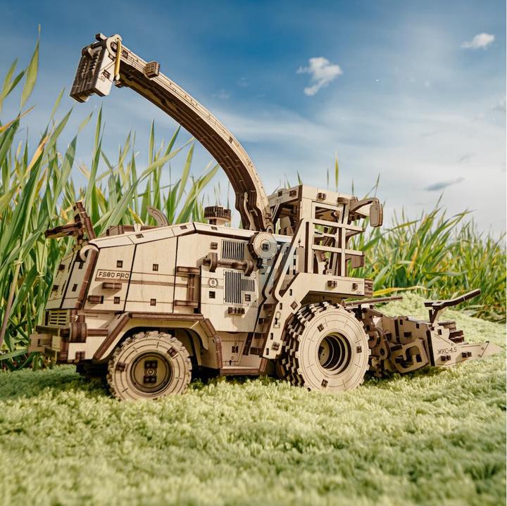 Actual product image Eco Wood Art Mechanical 3D wooden-puzzle - Havester Forage (Gomeslmash) FS80 Pro