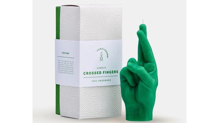 Actual product image Candle Hand crossed fingers (1 pcs.)