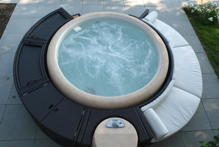 Actual product image Softub Poly Rattan Chill Lounge 220 Mocca