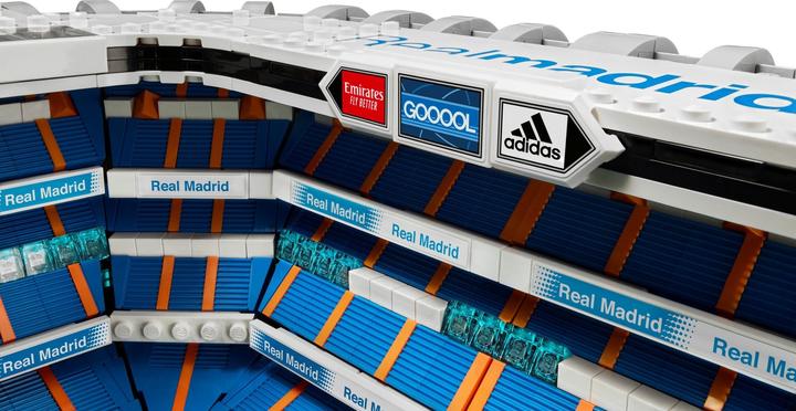 Produktbild LEGO Real Madrid - Santiago Bernabéu Stadion (10299, LEGO Icons, LEGO Seltene Sets)