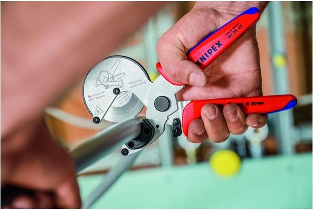 Actual product image Knipex Rohrschneider (210 mm)