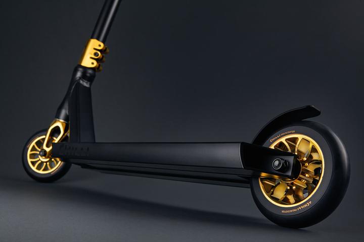 Produktbild Chilli Scooter Pro crown Reaper