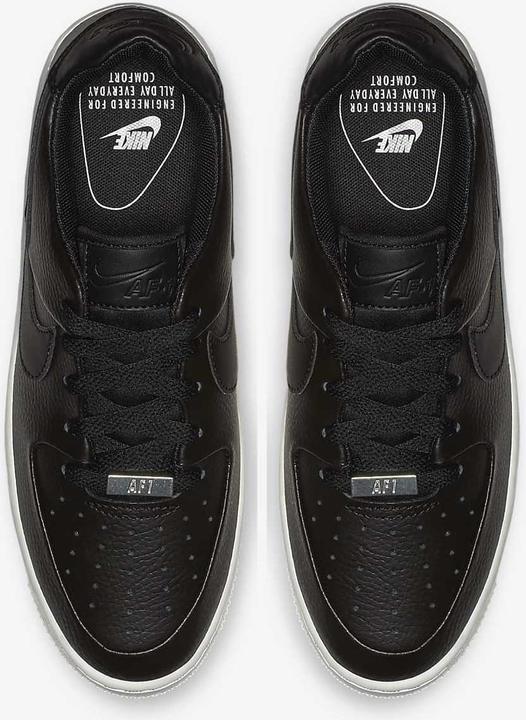 Produktbild Nike Air Force 1 Sage Low (40)