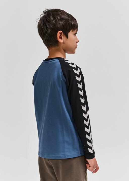Immagine prodotto hummel hmlBOYS T-SHIRT L/S (122)