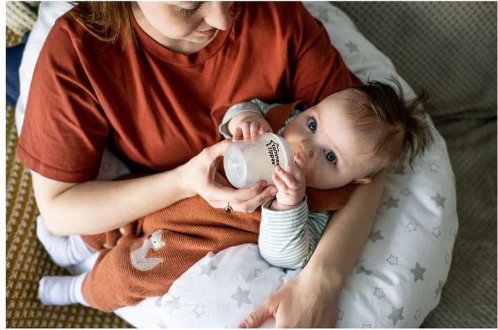 Actual product image Tommee Tippee Nursing pillow