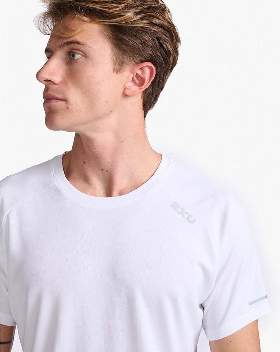 Actual product image 2XU Aero Tee (M)