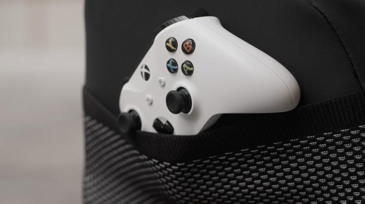 Actual product image Playseat Cougar Active