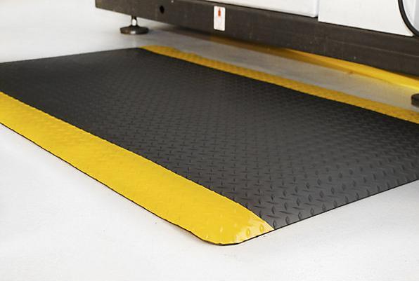 Actual product image kaiserkraft Anti-fatigue mat, PVC / neoprene (900 x 600 mm)