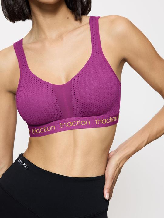 Actual product image Triumph Triaction Energy Lite sports bra (70)