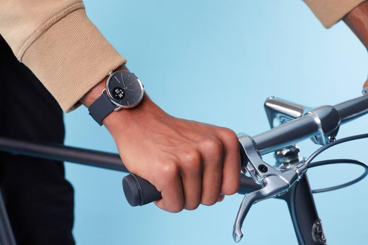 Produktbild Withings ScanWatch (42 mm)