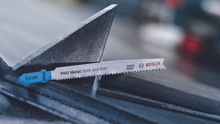 Actual product image Bosch Professional Zubehör PRO Metal thick and thin T123XF jigsaw blade, 100 mm, 25 pcs.