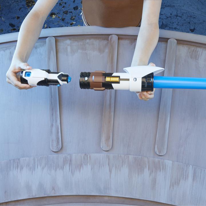 Actual product image Hasbro Lightsaber Forge Obi-Wan Kenobi