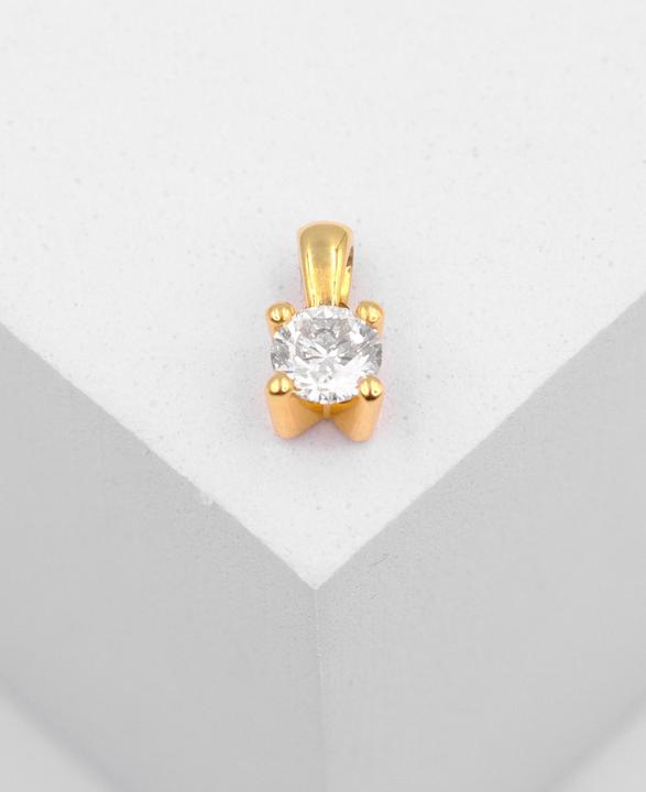 Immagine prodotto Muau Rimorchio (Giallo oro, Oro bianco, Qui si può trovare l'oro rosso o semplicemente l'argento. Poco appariscente eppure un vero e proprio richiamo per gli occhi, uno dei nostri gioielli preferiti della gioielleria online il ciondolo a 4 manici con diamante 0,40ct. Oro giallo 750 nel colore oro giallo. Gioielli)