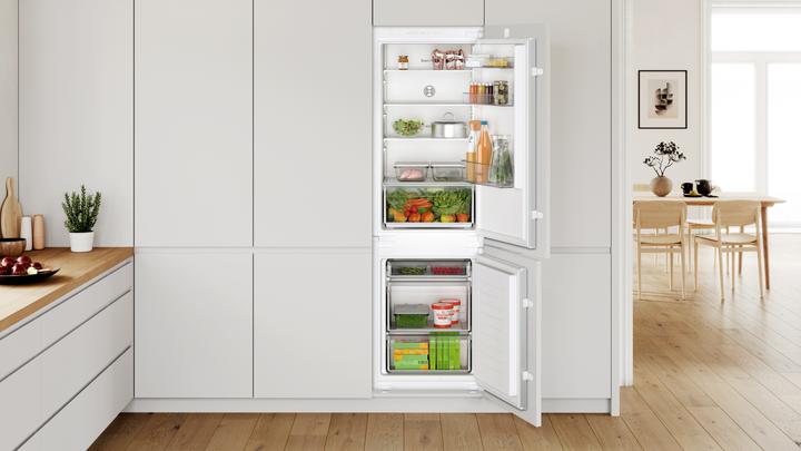 Image du produit Bosch Hausgeräte BOSC Réfrigérateur-congélateur encastrable (267 l)