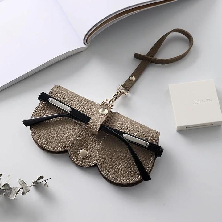 Only-Bags.Store Geprägte Brillenhülle Niedliche hängende PU Leder Sonnenbrillen Lesebrillen Aufbewahrungstasche
