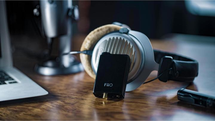 Produktbild FiiO E10K-TC (Gain-Schalter, Bass Boost, USB-DAC)