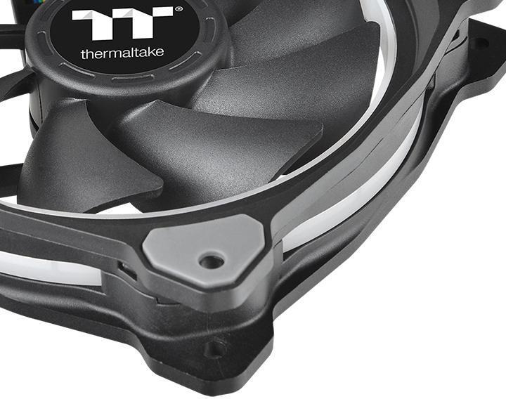 Actual product image Thermaltake Riing Plus 14 (140 mm, 5 x)