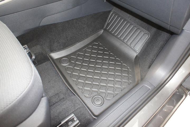 Actual product image Aristar 3D Allwetter Fussmatten für Skoda Octavia Kombi IV ab 2020 bis heute (1 set of 3 doormats)