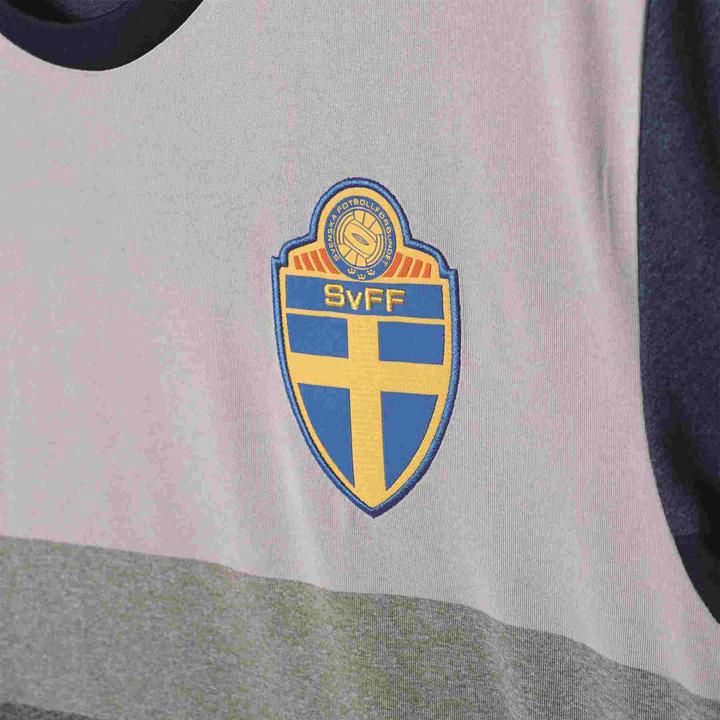 Actual product image adidas Sweden Away EM Jersey (S)