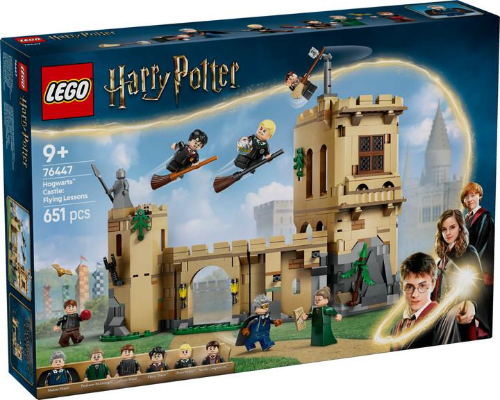 Actual product image LEGO Hogwarts Castle flying lessons (76447, LEGO Harry Potter)