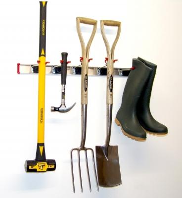 Actual product image Bruns Broom holder