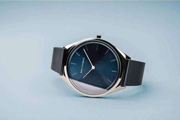 Actual product image Bering Ultra Slim (Analogue wristwatch, 39 mm)