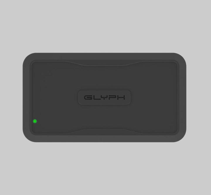 Actual product image Glyph Atom Pro V2 (8000 GB)