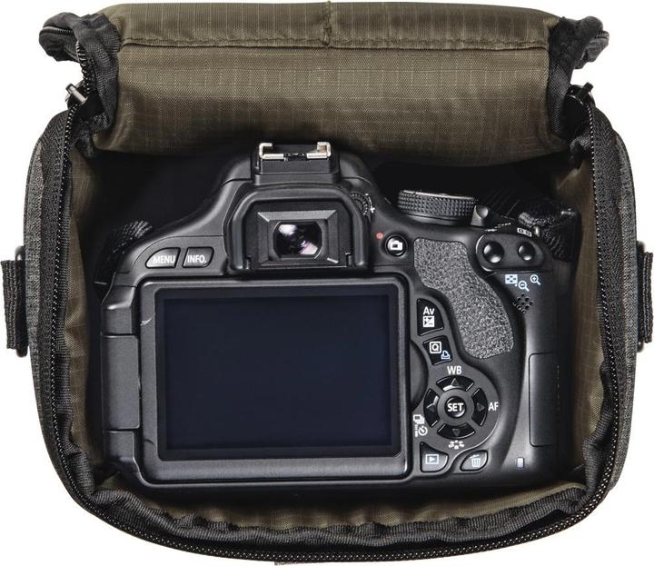 Actual product image Hama Terra (Camera bag, 1.10 l)