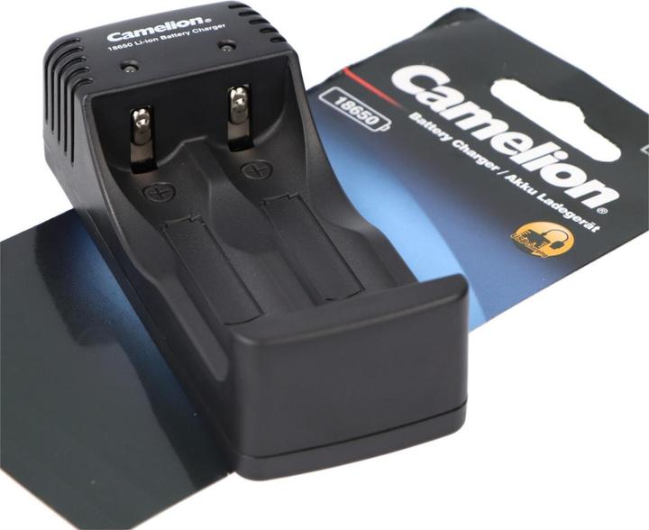 Image du produit Camelion Chargeur avec câble de charge Micro USB adapté à 1 ou 2 accus Li-ion 18650 (Chargeurs sans batterie)