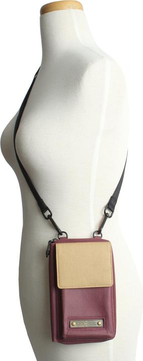 Actual product image Margelisch Larina 1