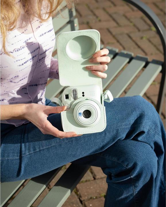Produktbild Fujifilm instax Mini 12 (Kamera Etui, 1.84 l)