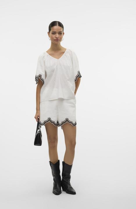 Actual product image Vero Moda VMDIANA Shorts Shorts (L)