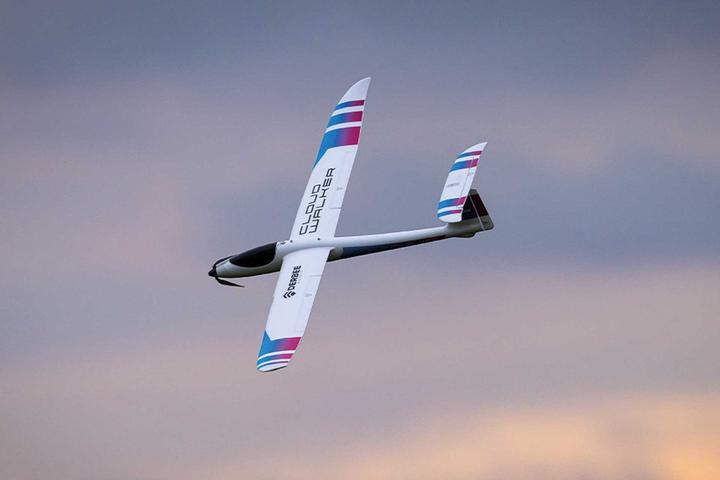 Produktbild Derbee Cloudwalker Elektrosegler PNP- 180cm (Segelflugzeug)