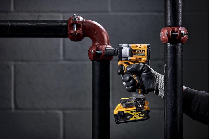 Actual product image DeWalt DCF921NTXJ (Rechargeable battery operated)