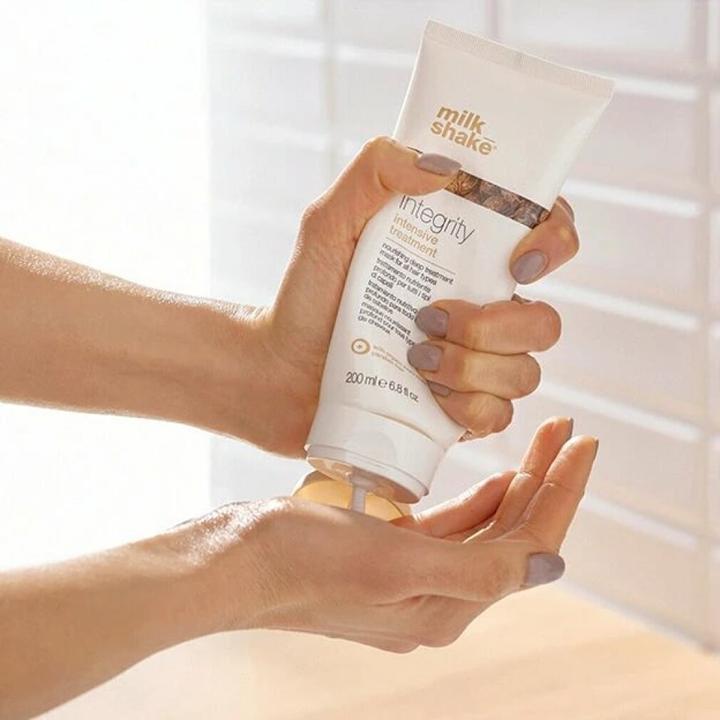 Produktbild Milk_Shake integrity - deep nourishing treatment (200 ml)