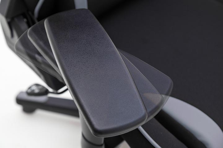 Actual product image DXRacer Racing