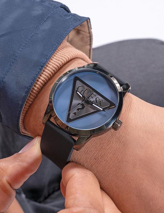 Actual product image Guess - Badge GW0781G5