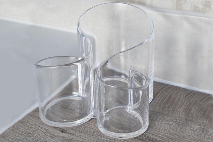 Actual product image Brush and pen holder, 14 x 13.8 x 11.8 cm