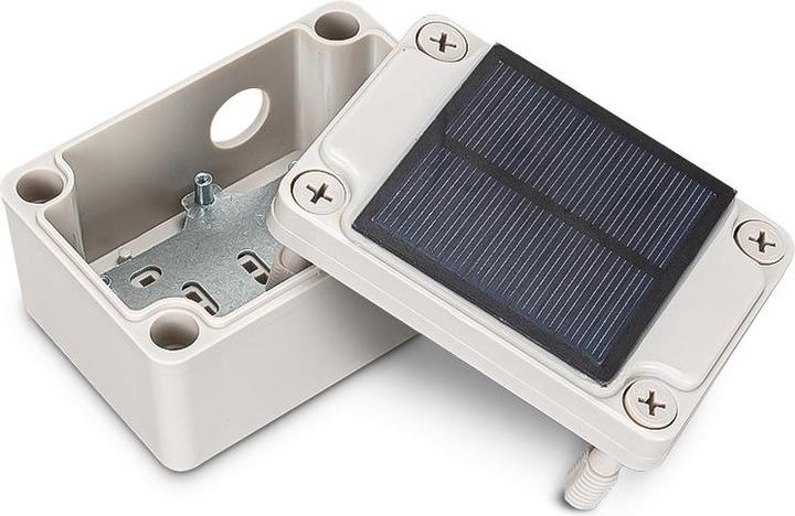 Actual product image RAK Wireless RAKBox-B2 IP67 enclosure with solar panel