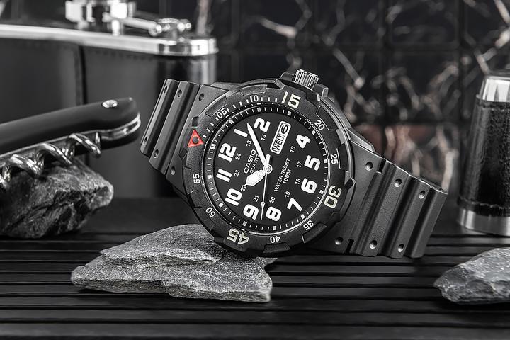 Immagine prodotto Casio MRW-200H-1B (Orologio da polso analogico, 45 mm)