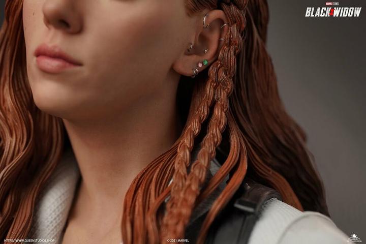 Image du produit Queen Studios Black Widow "Black Widow - Snow Suit Edition" Statue 1/4