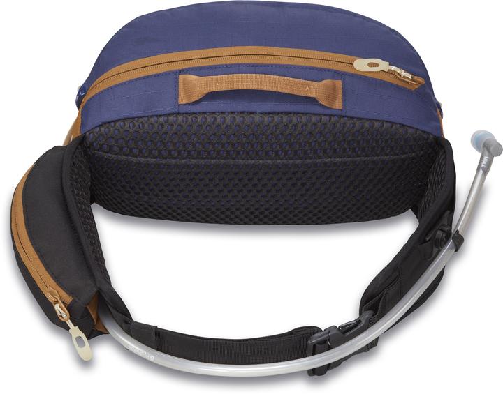 Actual product image Dakine Hot Laps 5L