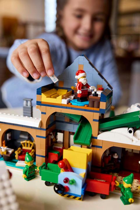 Image du produit LEGO Bureau de poste du Père Noël (10339, LEGO Icons, LEGO difficiles à trouver)