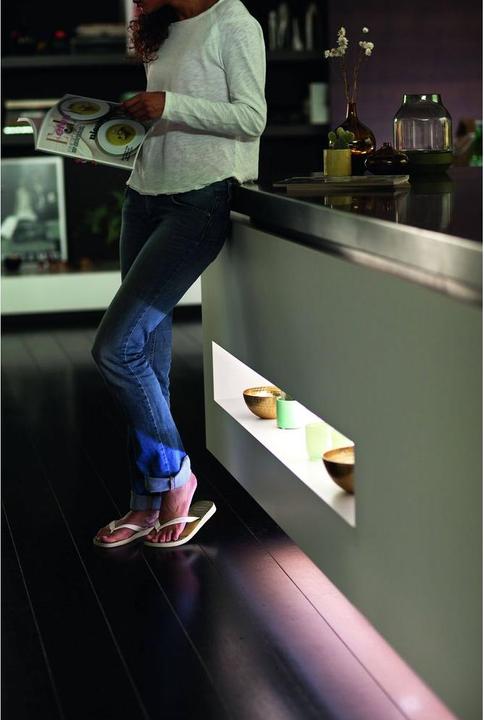 Image du produit Philips Hue Lightstrips BT Extension (RGBW, 100 cm, Intérieur)